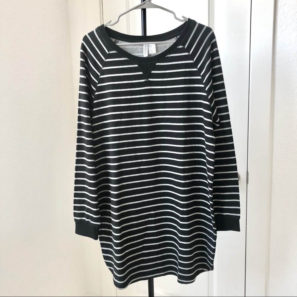 H&M Sweater Dress (Gray/Black)